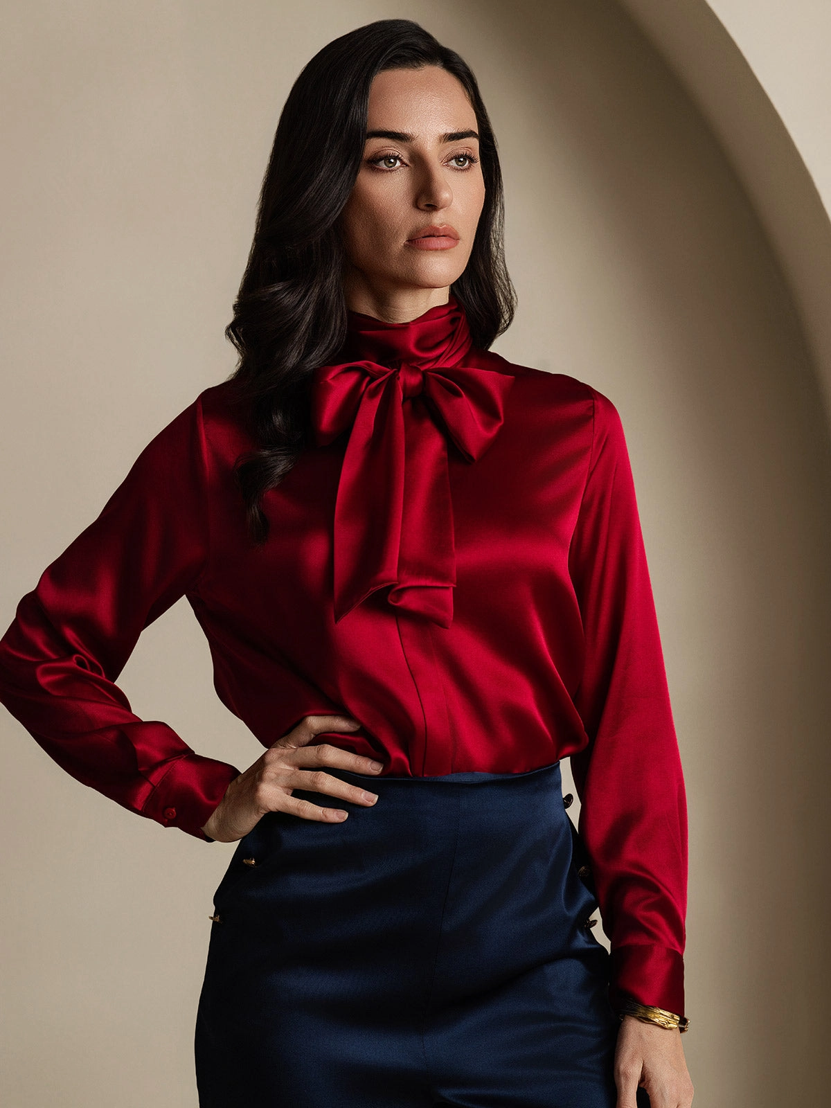 19 Momme Silk Fashionable Tie Neck Shirt
