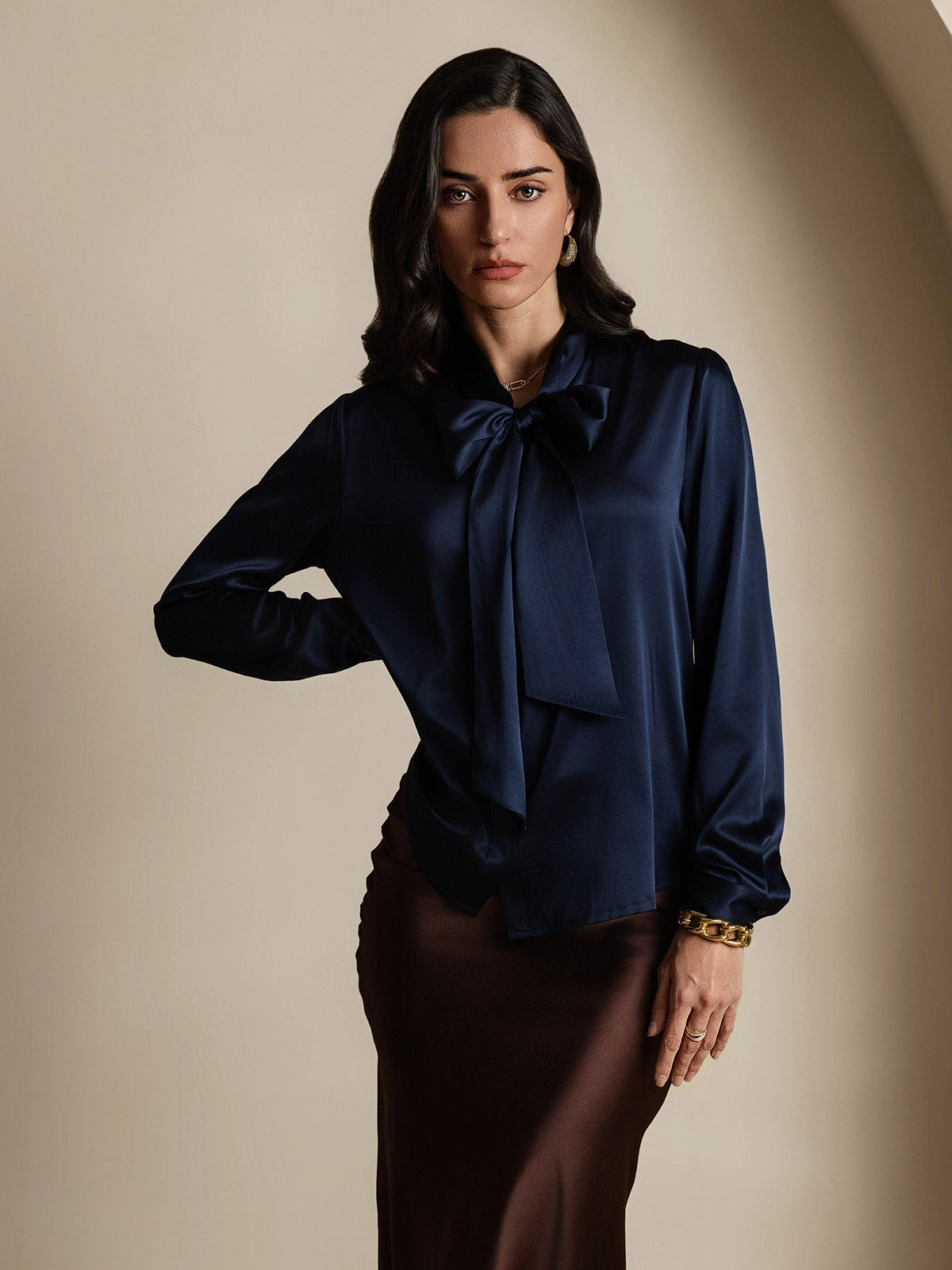 19 Momme Silk Tie Neck Long-sleeved Shirt