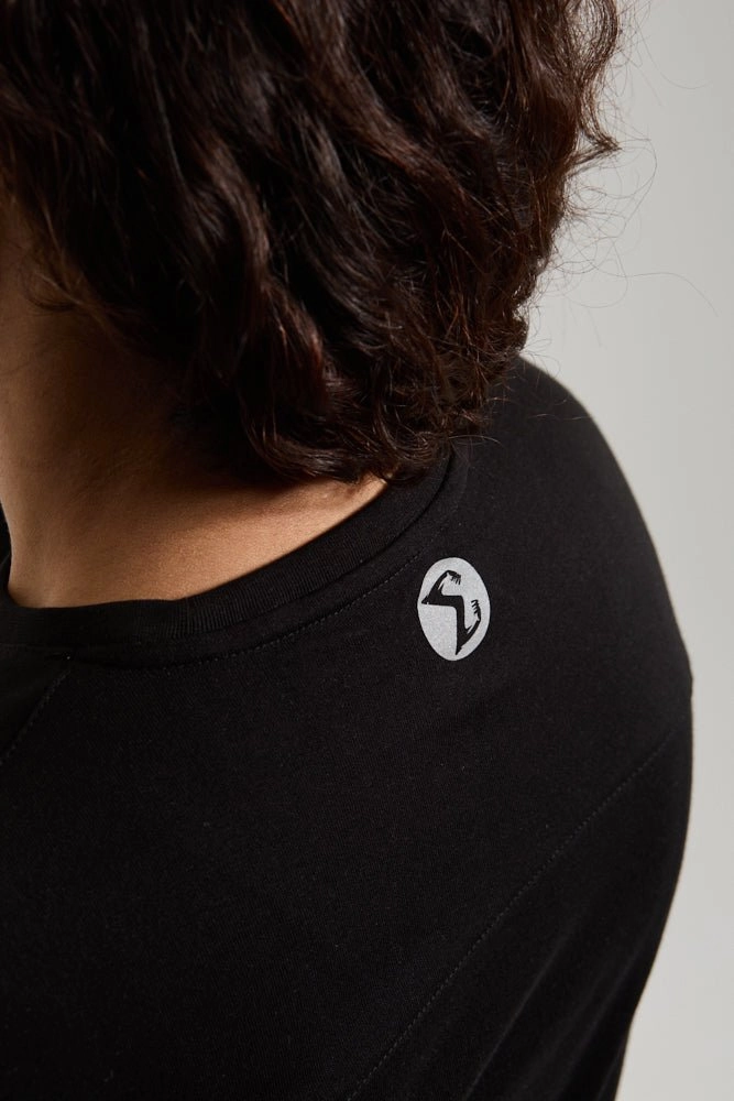 Black Abstract Knotted LS Tee