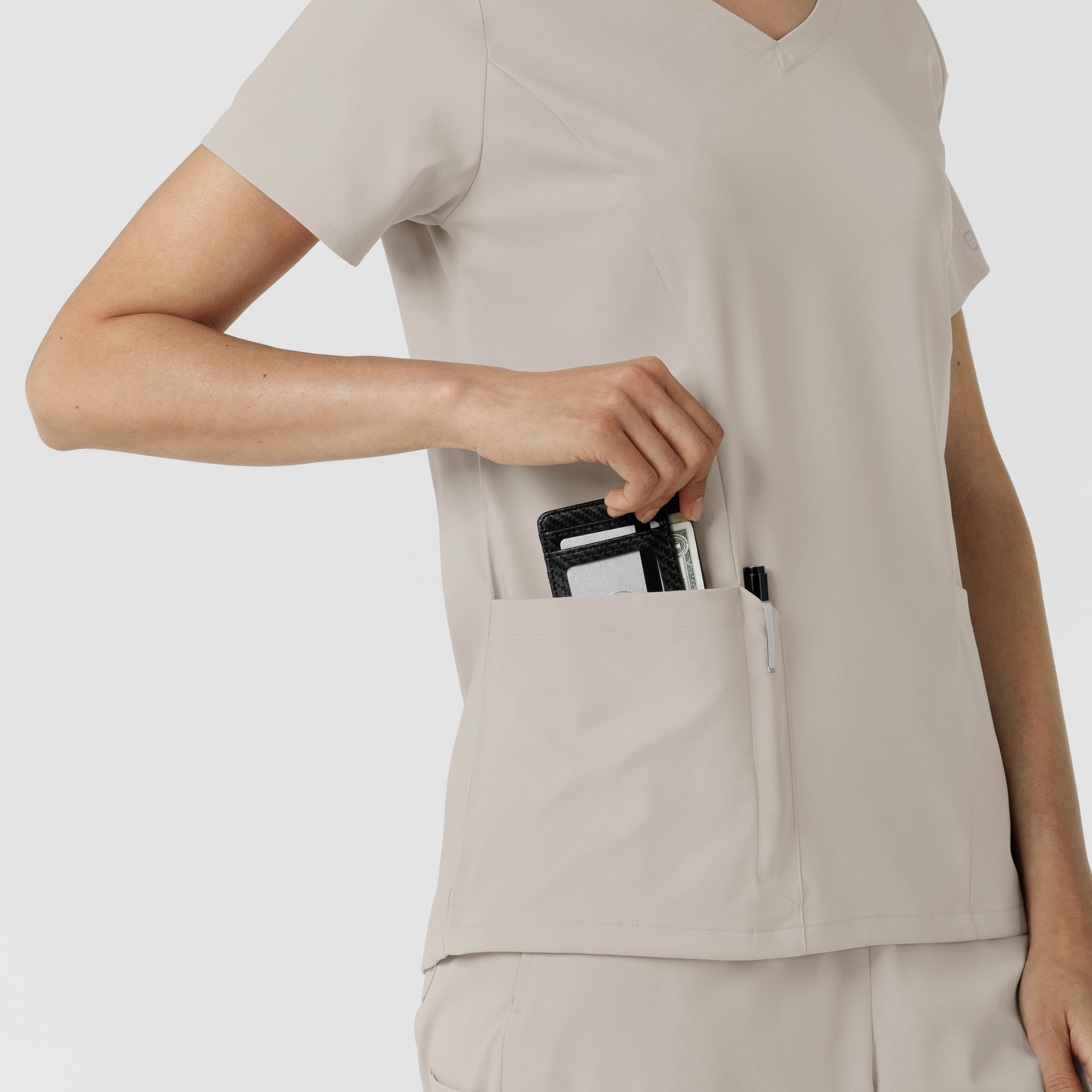 Boundless Women's 2-Pocket V-Neck Scrub Top - Cloud