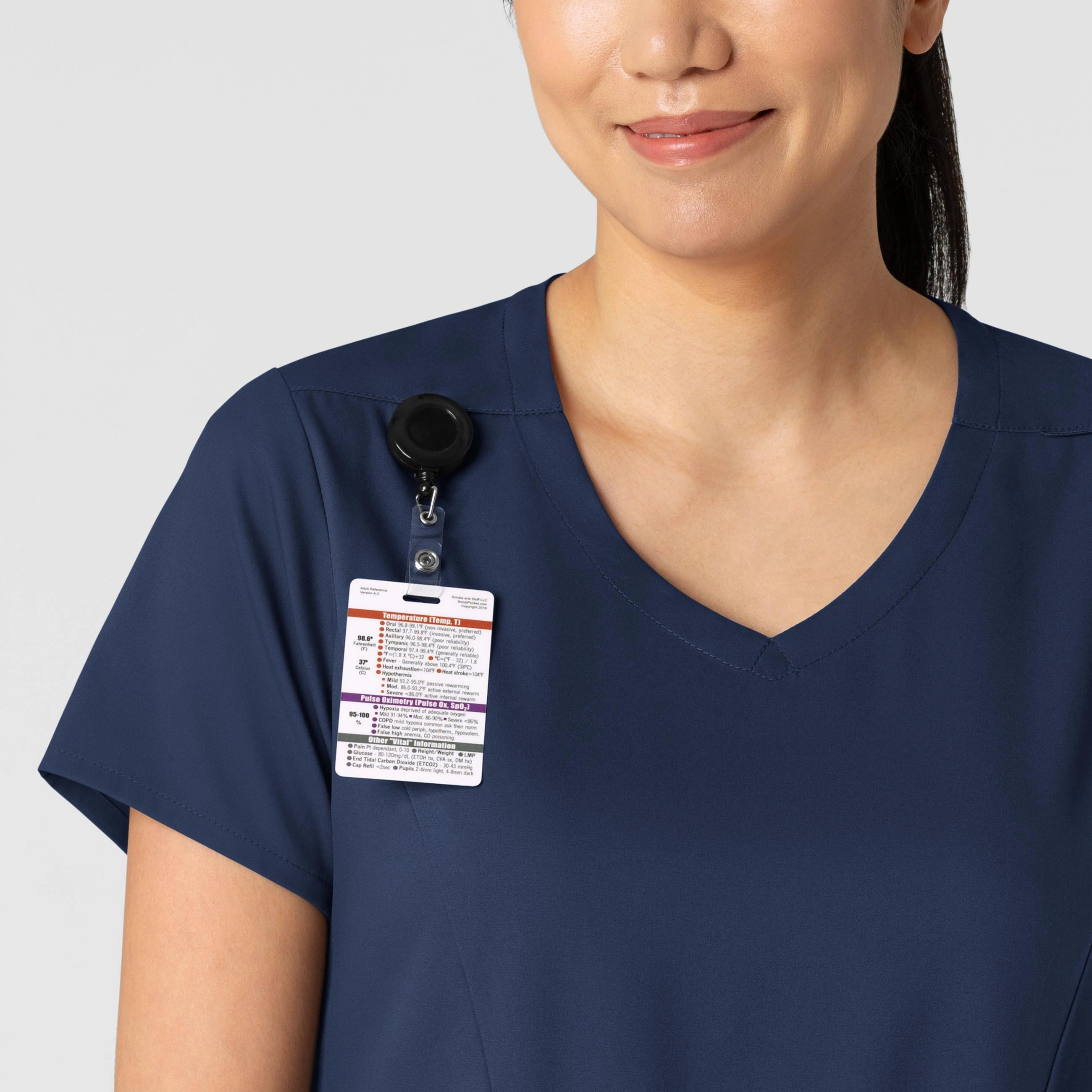 Boundless Women's 2-Pocket V-Neck Scrub Top - Navy