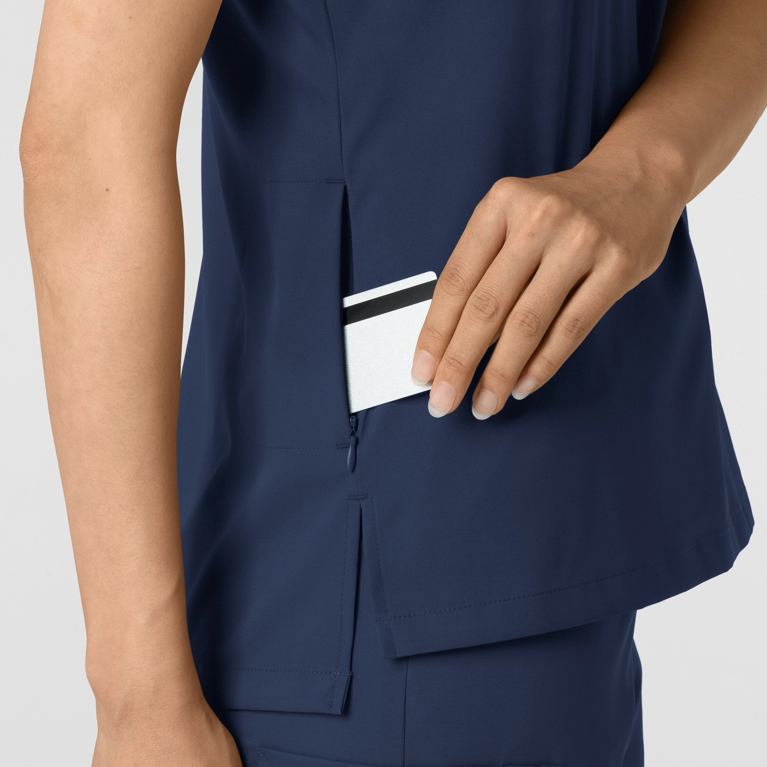 Boundless Women's Tuck-In Scrub Top - Navy