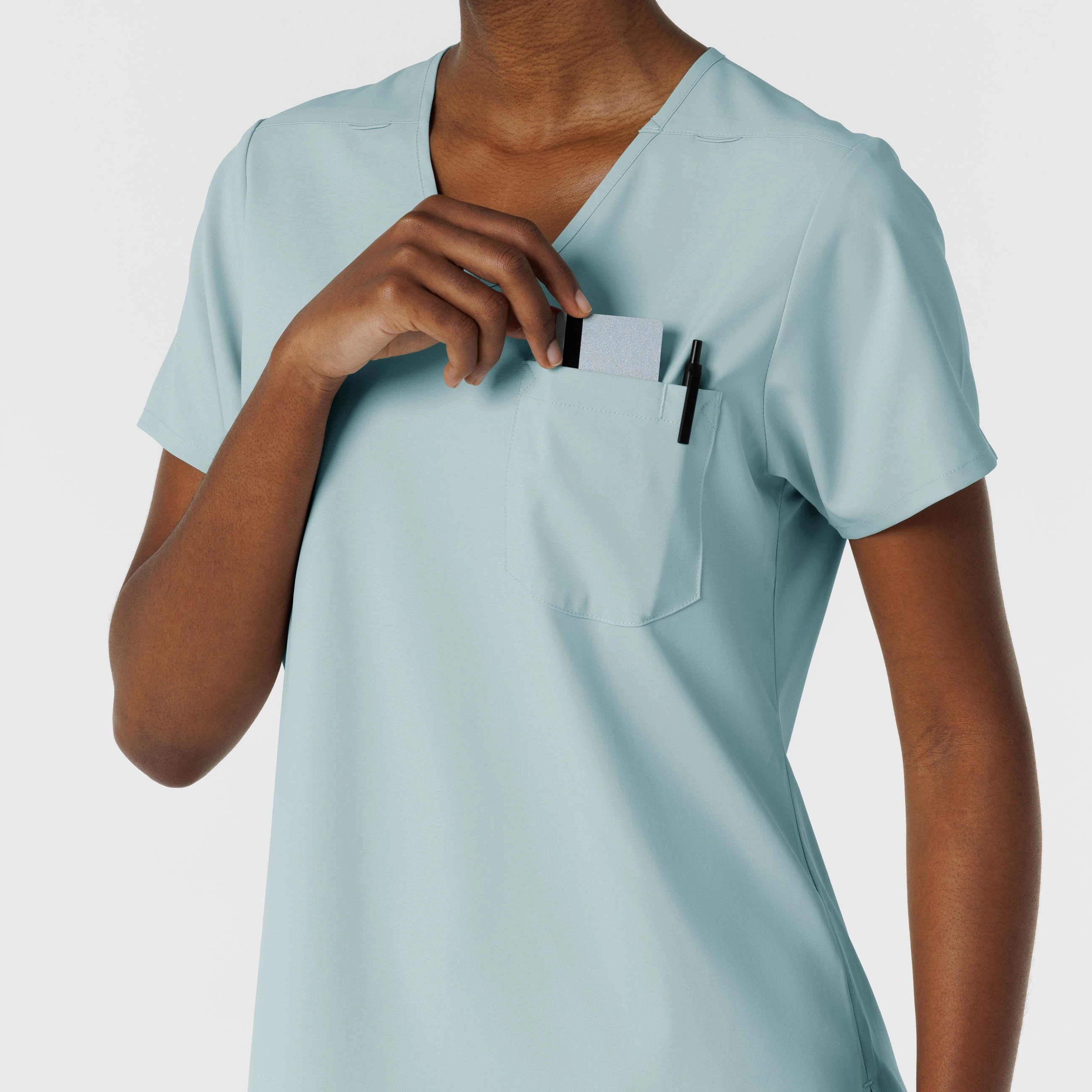 Boundless Women's Tuck-In Scrub Top - Sky Blue