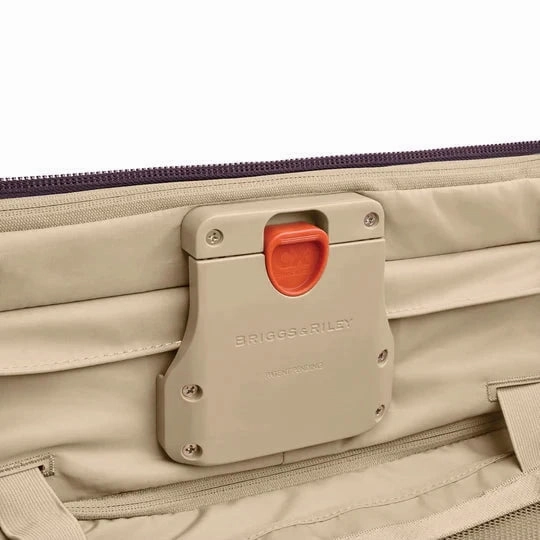 Briggs & Riley NEW Baseline Essential Carry-On Spinner Luggage