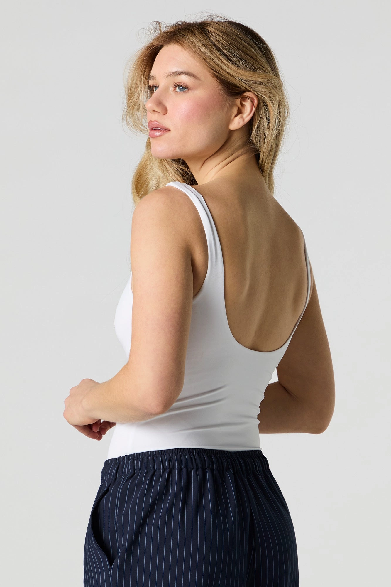 Contour Low Back Scoop Neck Bodysuit