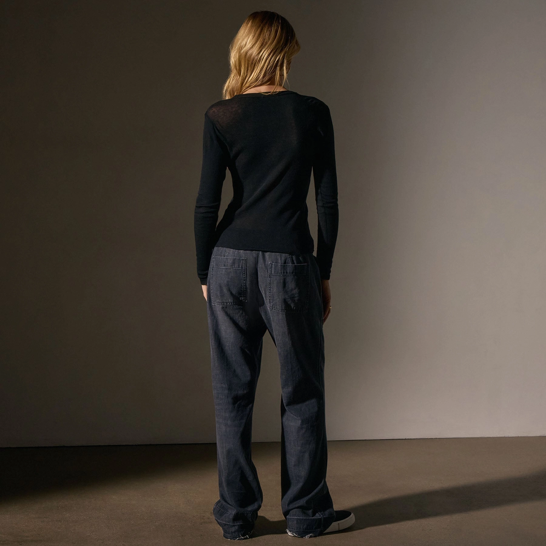 Cotton Cashmere Blend Ribbed Long Sleeve Crew - Black