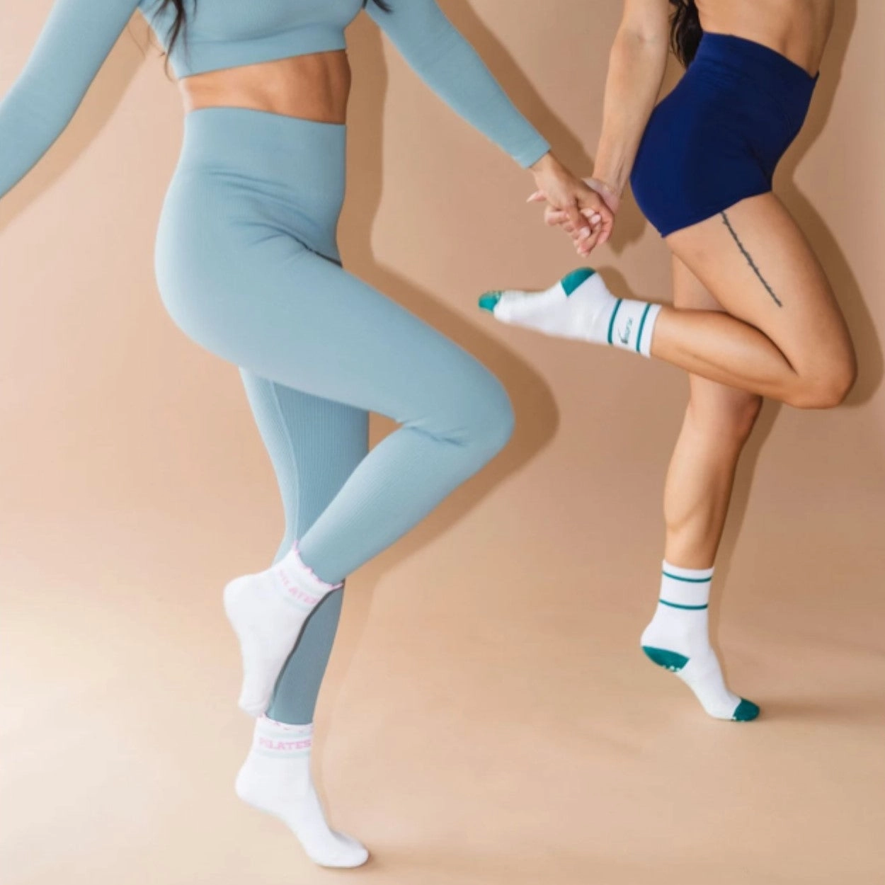 More Pilates - Crew Grip Sock (Barre / Pilates)