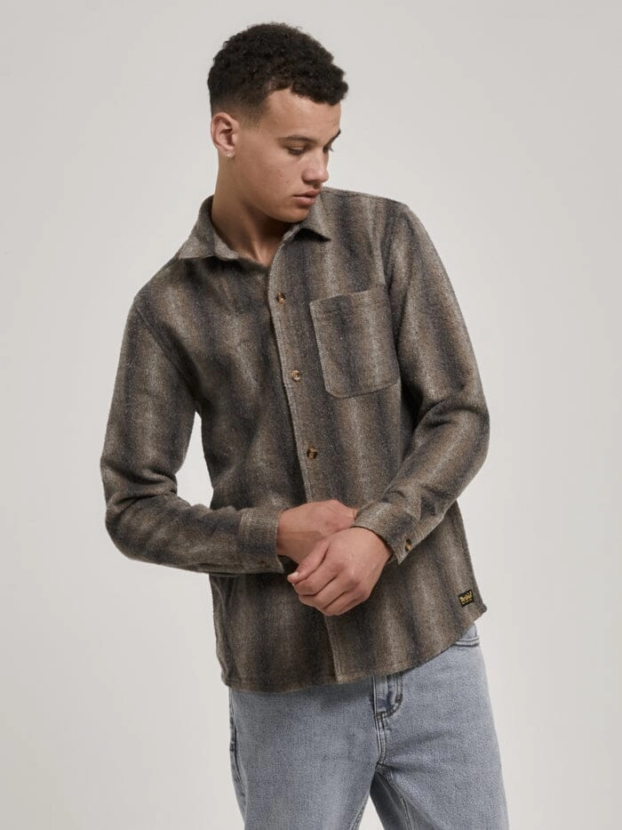 Prairie Long Sleeve Flannel - Dark Charcoal