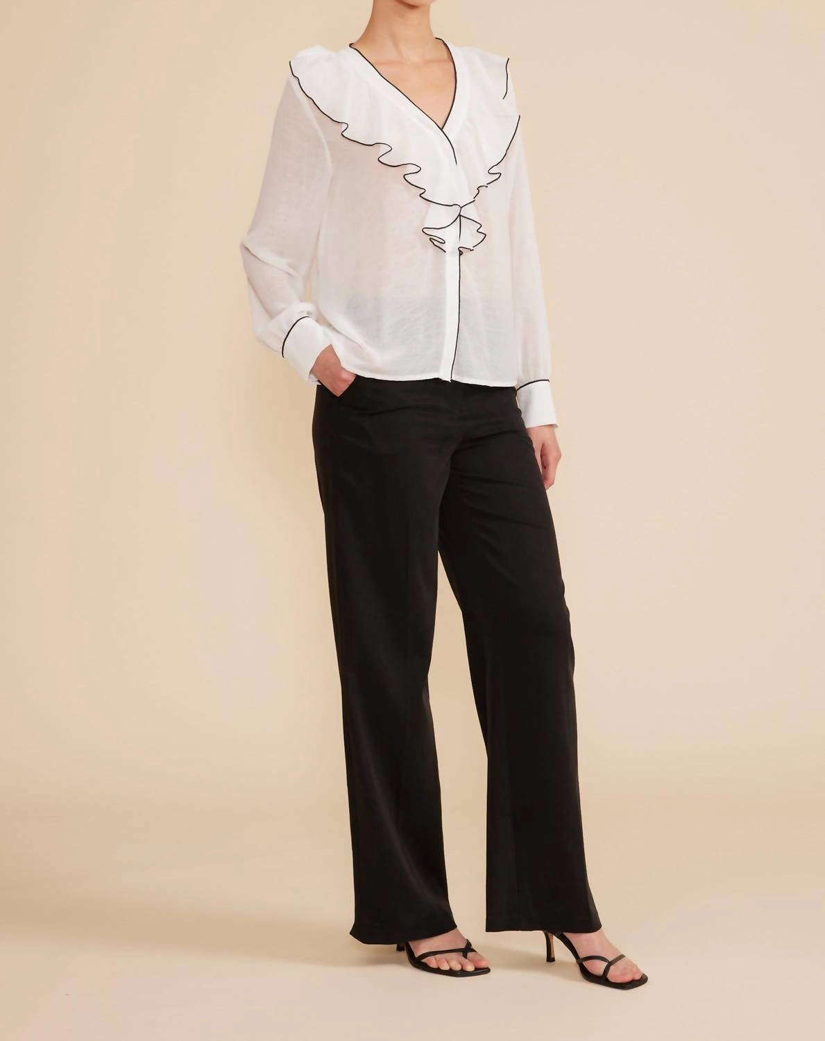 Rita Ruffle Top In White