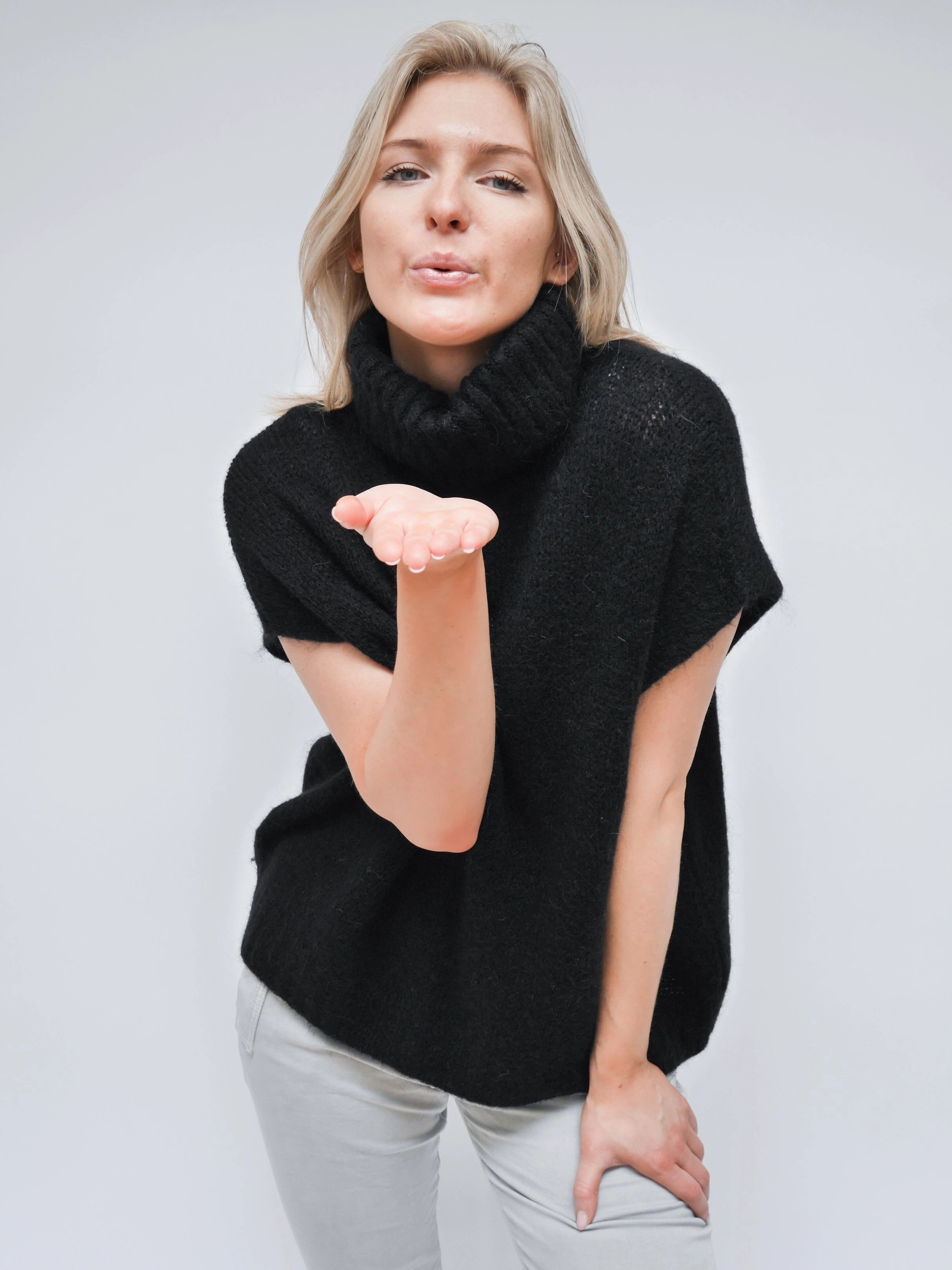Robyn Knit Black