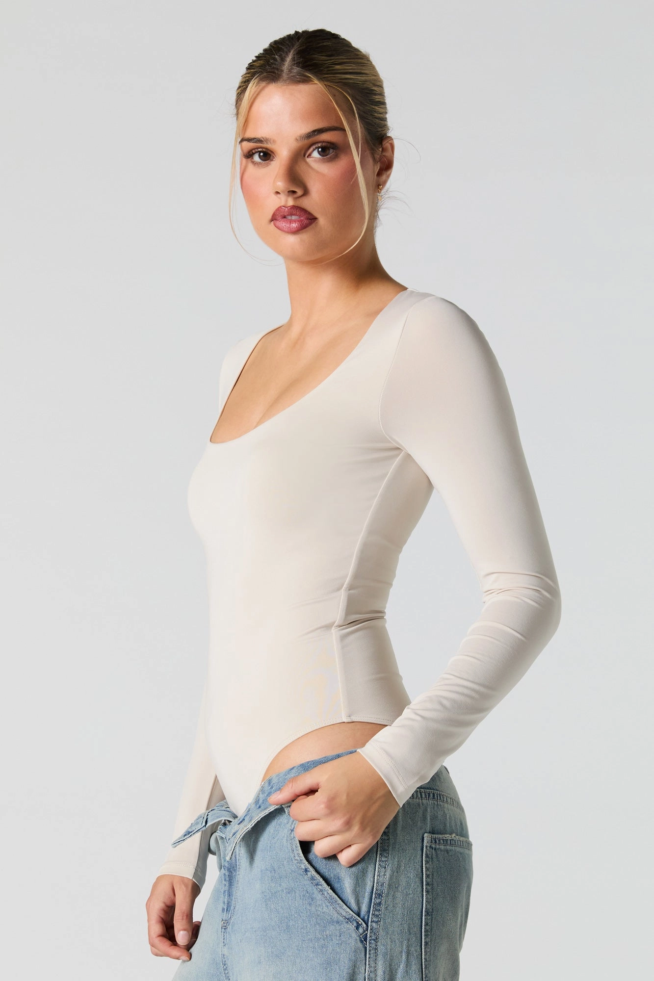Scoop Neck Long Sleeve Bodysuit
