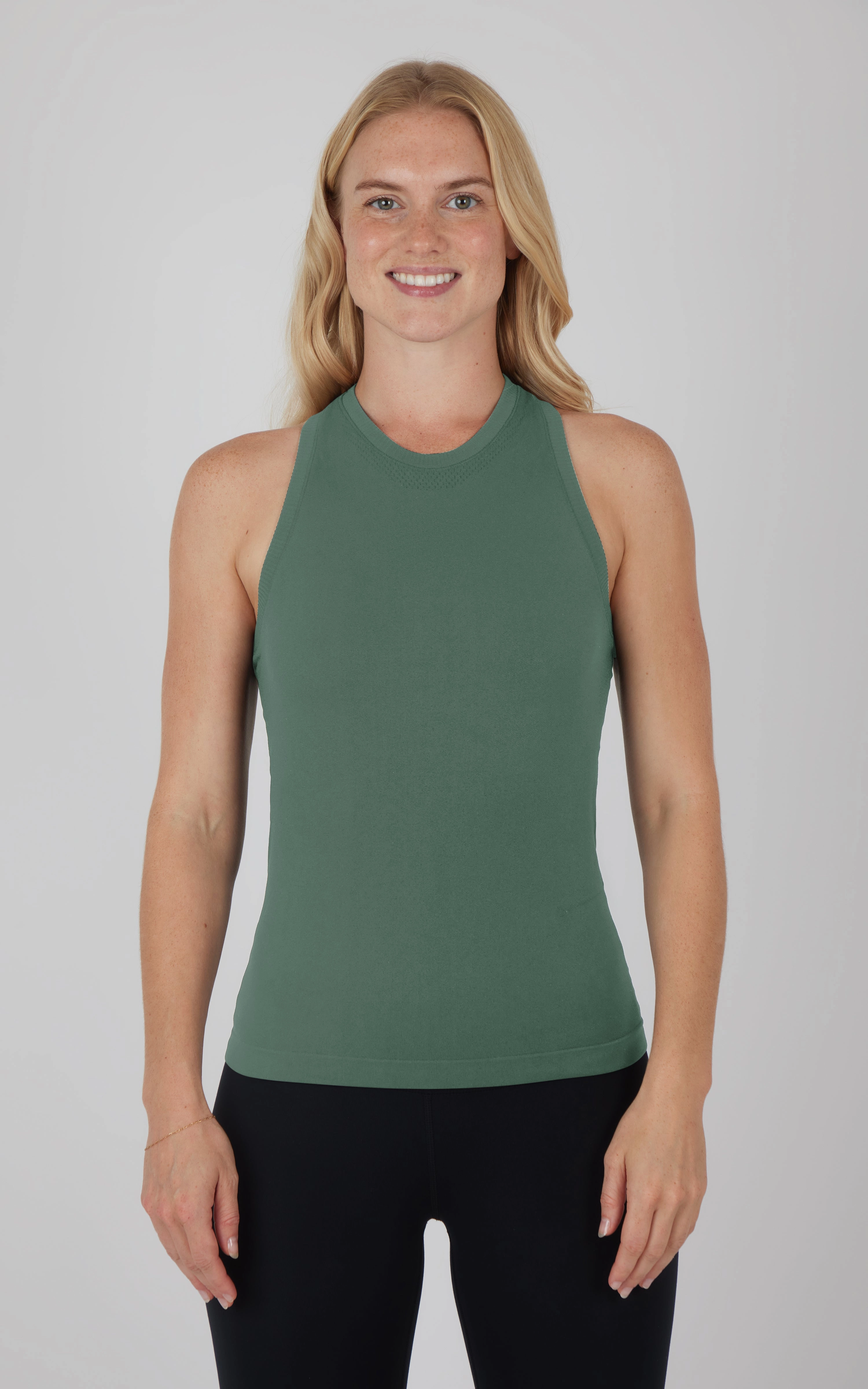 Seamless Competition Tank