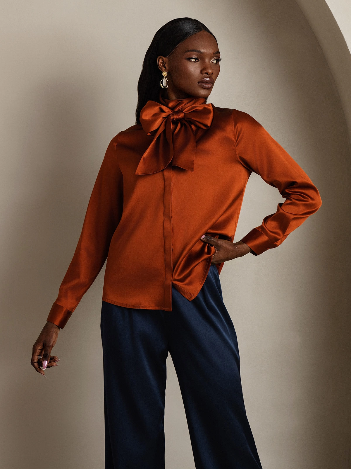 Women's 19 Momme Silk Classic Tie Neck Shirt