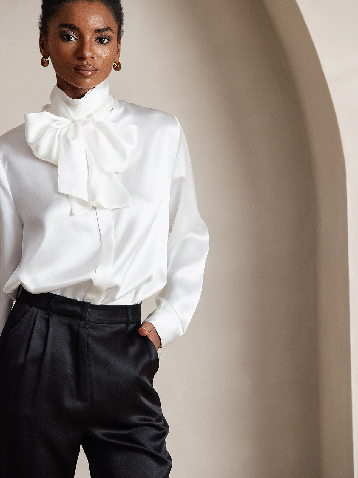 Women's 19 Momme Silk Classic Tie Neck Shirt