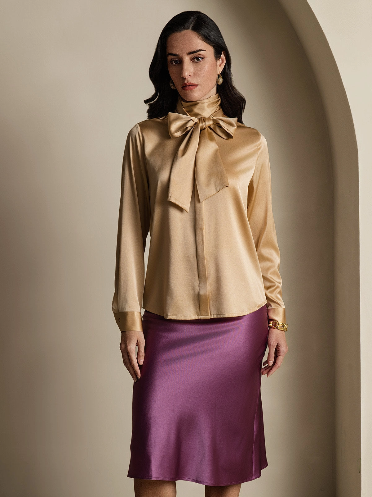 Women's 19 Momme Silk Classic Tie Neck Shirt