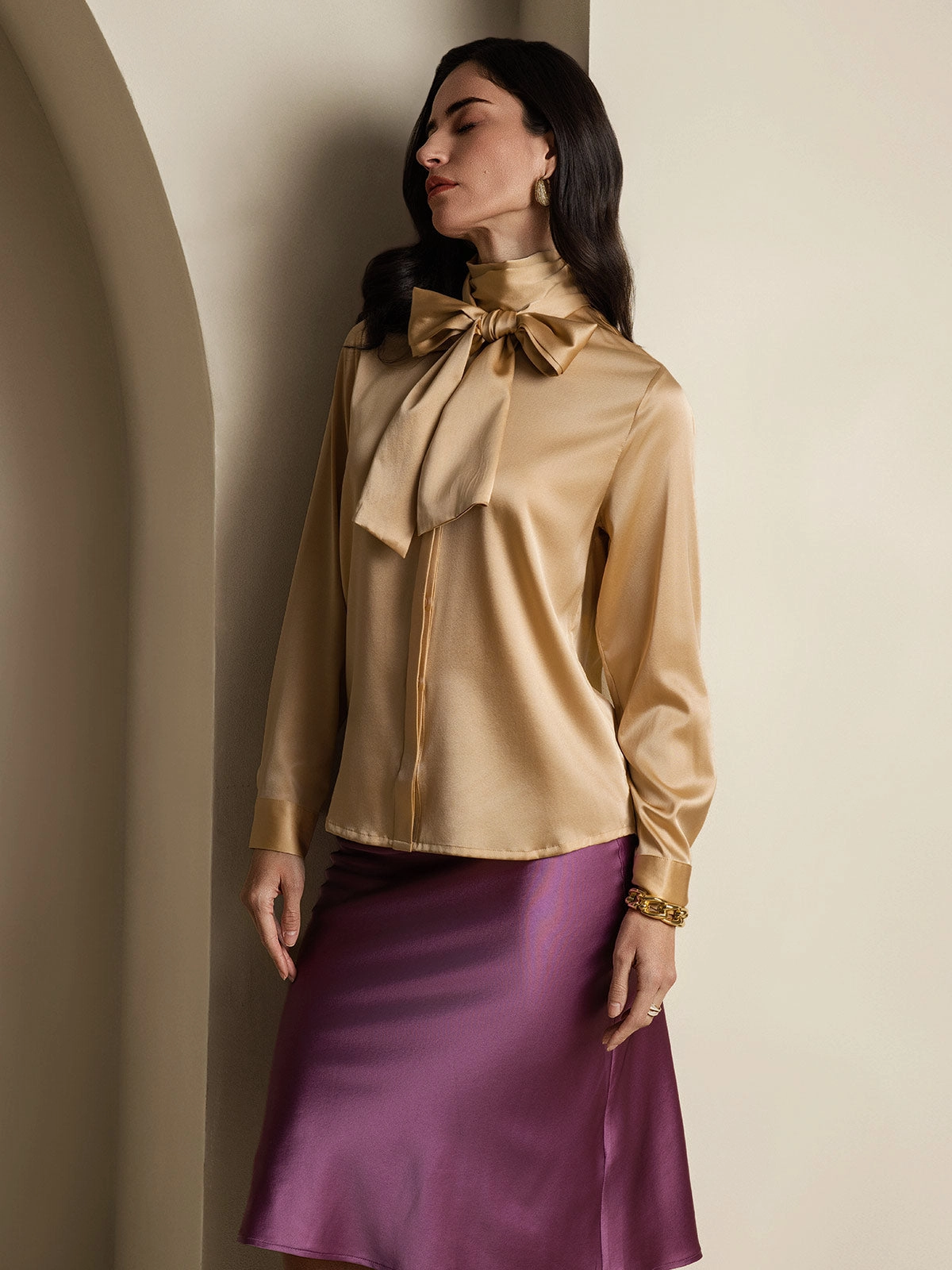 Women's 19 Momme Silk Classic Tie Neck Shirt